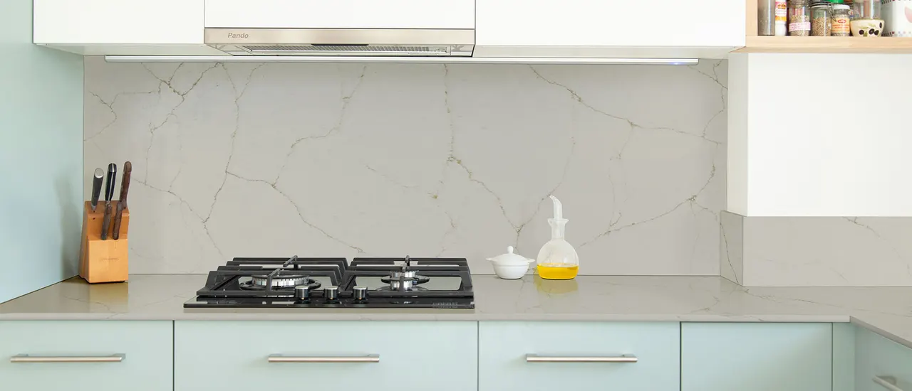 Calacatta Valentin Quartz Countertop in Kitchen